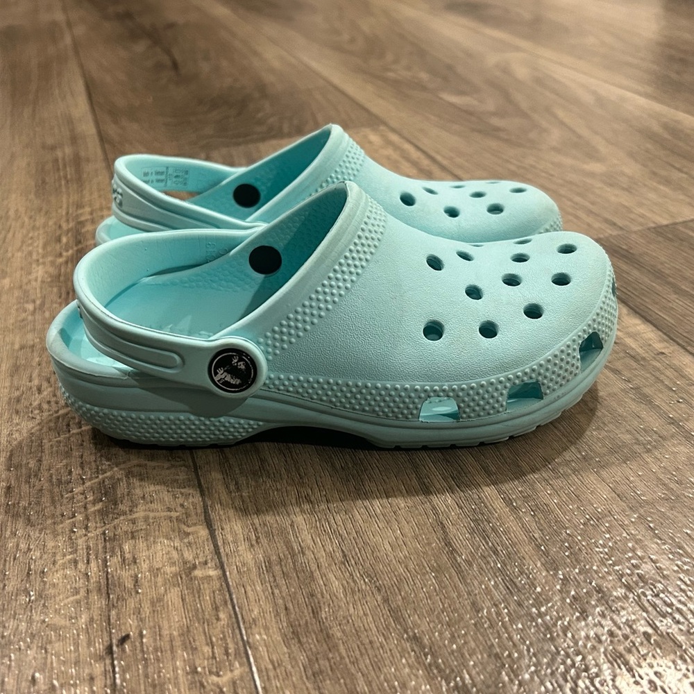 Girls Crocs